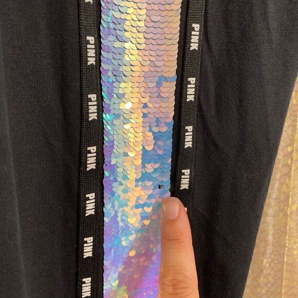 PINK Victoria’s Secret Mermaid Flip Sequin Bling Black Yoga Leggings, Medium - Picture 7 of 9